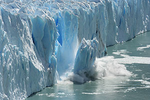 Climate Change ice breaking image